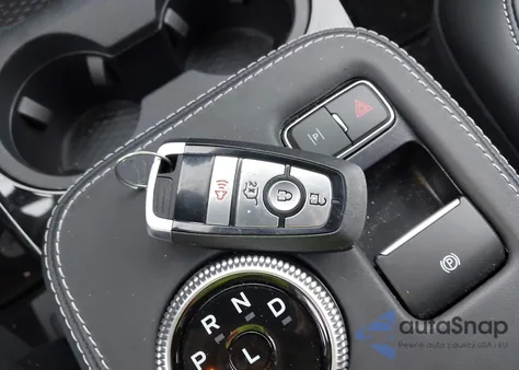 2023 Ford Mustang Mach-E Select z USA, uszkodzony, nr VIN 3FMTK1S5XPMA87642